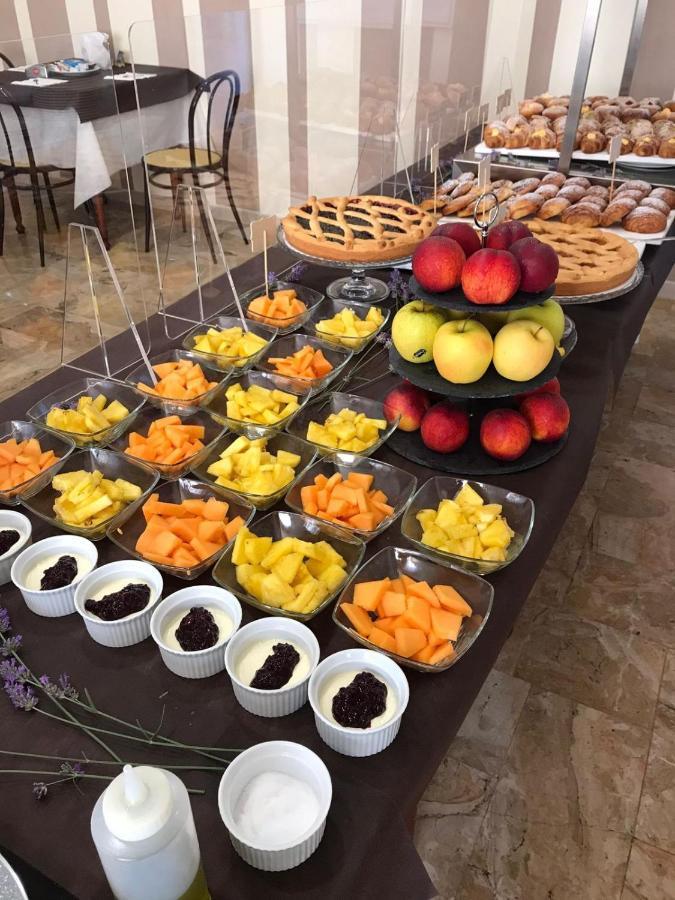 Hotel Giordo ريميني المظهر الخارجي الصورة