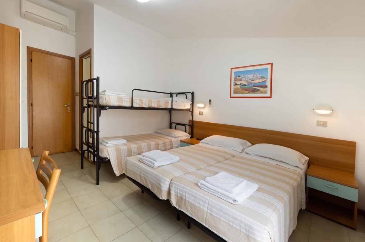 Hotel Giordo ريميني المظهر الخارجي الصورة